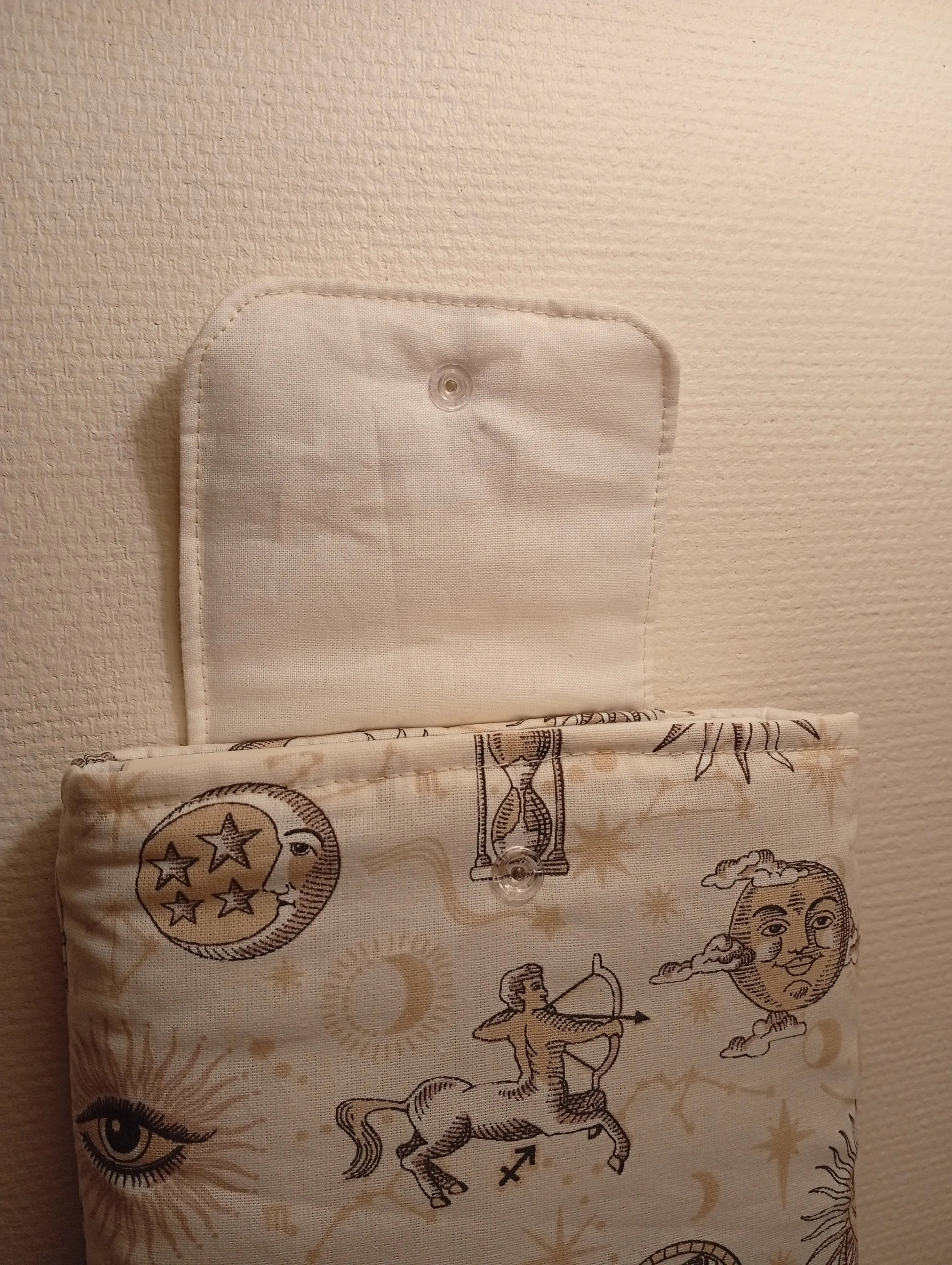 Pochette à livre astrologique Les créations de Vanou