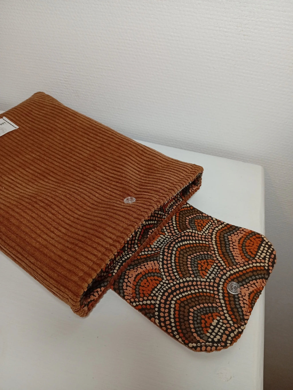 Pochette à livre chataigne Les créations de Vanou