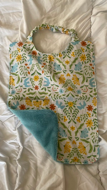 Bavoir/ Serviette Fleur